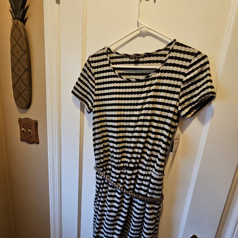 Black and white mini dress